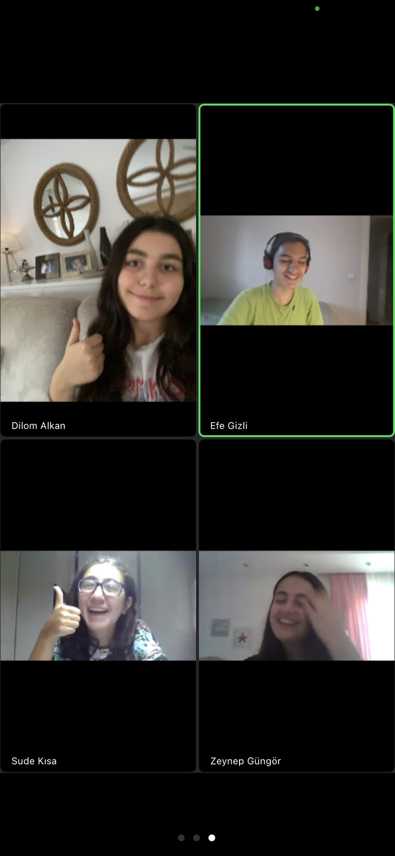 I forgot to post this but we had şots of fun while preparing our presentation🥳🎉