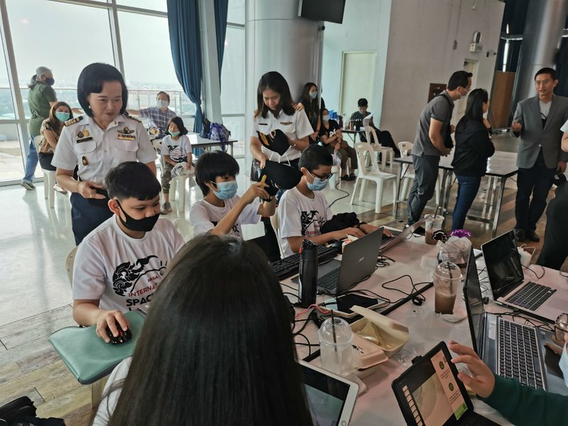 The great royal worker working hard