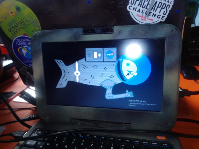 Today our project of creating a mascot made a lot of progress, giving shape to our beloved Nest with his particular space suit, which unlike ours carries water instead of air so he can breathe. We will continue to advance the model. THANK YOU AND GOOD LUCK WITH YOUR PROJECTS !!!