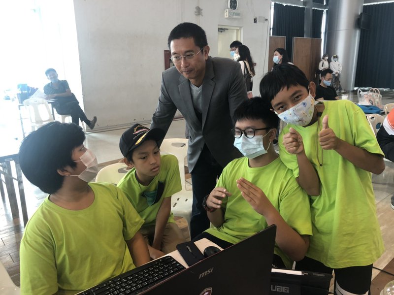 Get attention during work